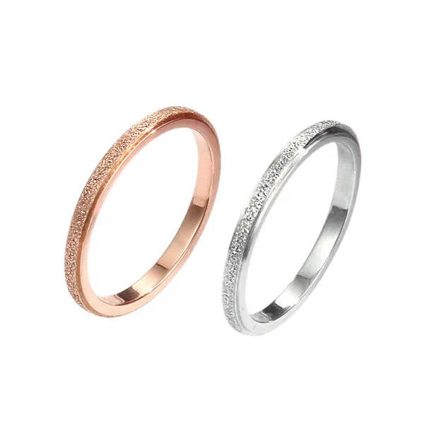 Bague en acier inoxydable plaqué or 18 carats, design simple et élégant, unisexe