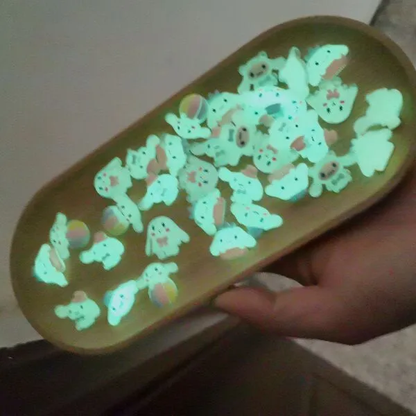 Breloques résine Sanrio pour ongles et coque de téléphone