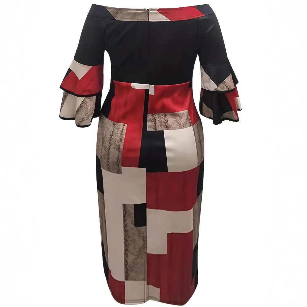 Robe grande taille à manches trois-quarts et col bateau, imprimé floral noir