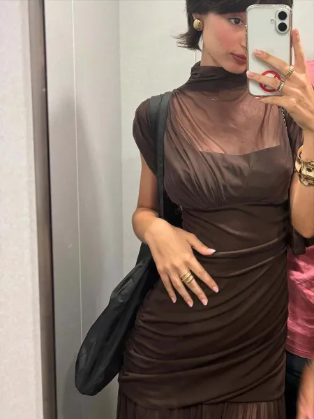 Robe longue en tulle cintrée à manches bouffantes pour femme