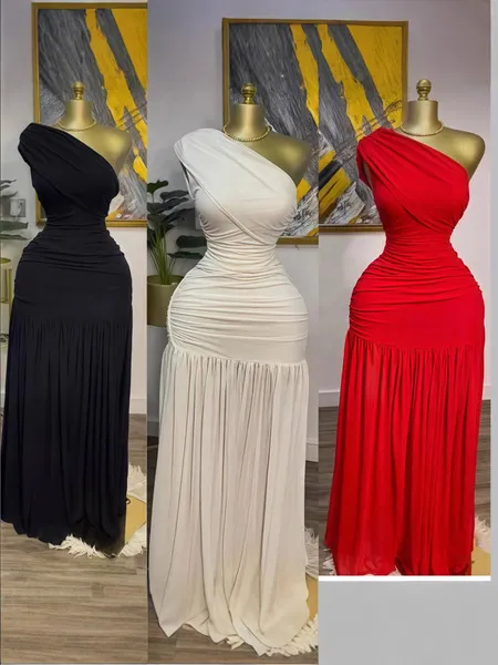 Robe longue sans manches col oblique coupe slim unie avec fente