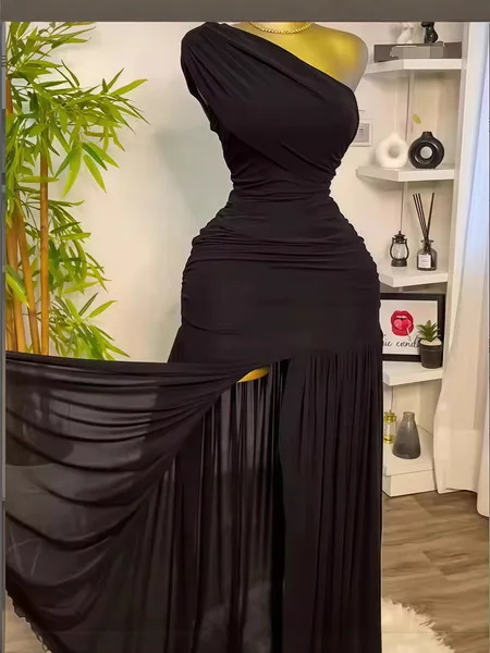 Robe longue sans manches col oblique coupe slim unie avec fente