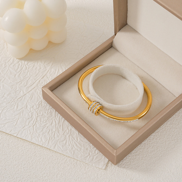 Bracelet femme en acier inoxydable, finition brillante style glace pilée