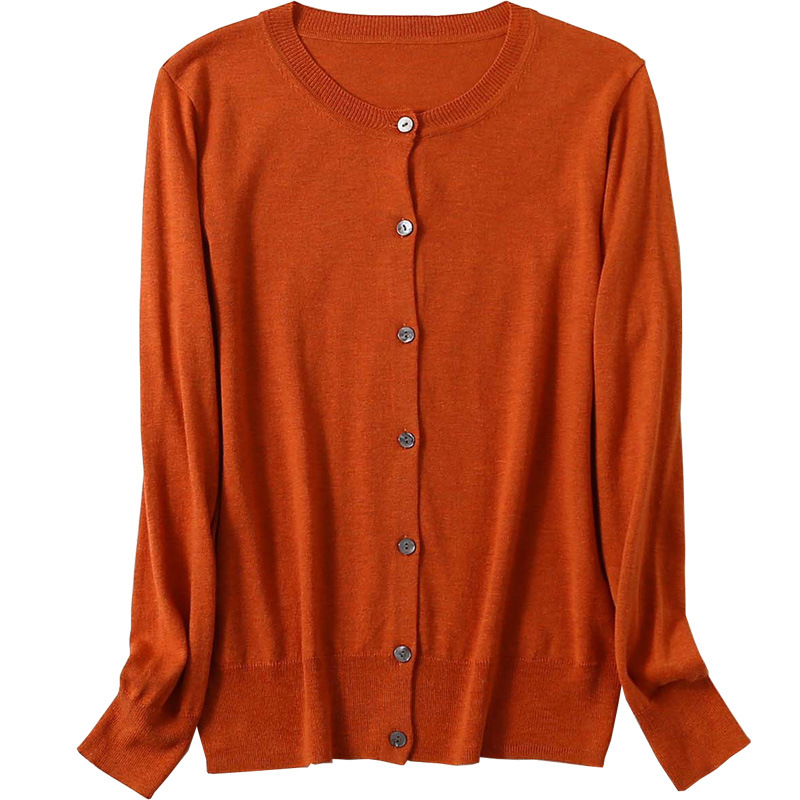 Cardigan femme col rond manches longues en maille légère boutonné
