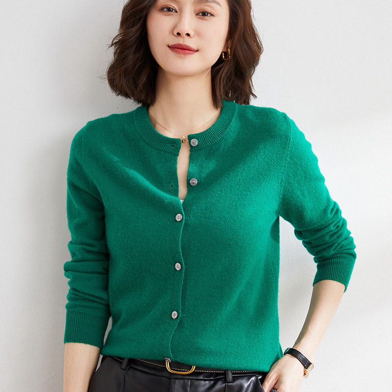 Cardigan femme tricoté léger, manches longues, col rond, coupe ample