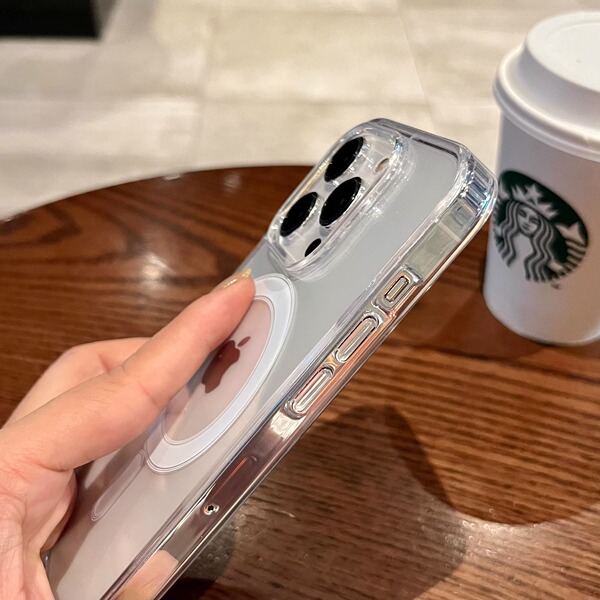 Coque transparente magnétique MagSafe en acrylique pour iPhone