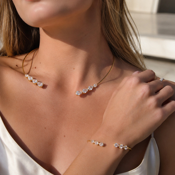 Ensemble collier et bracelet en acier inoxydable avec zircon blanc