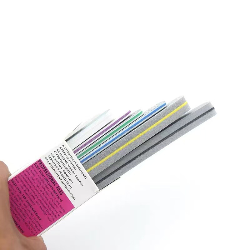 Kit manucure ongles : 6 limes et polissoirs double face en boîte
