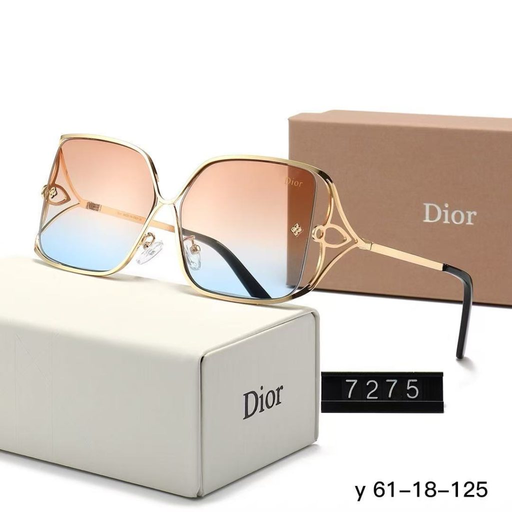 Lunettes de soleil carrées rétro à monture métal doré, verres gris UV380