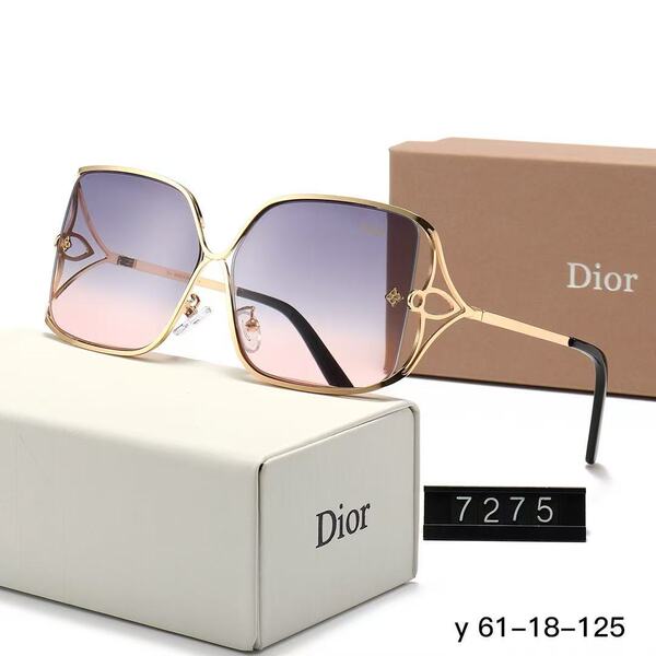 Lunettes de soleil carrées rétro à monture métal doré, verres gris UV380
