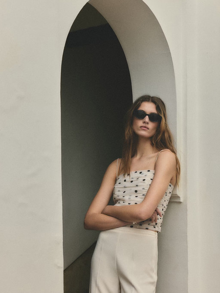 Top femme à bretelles à pois plissé en mousseline court
